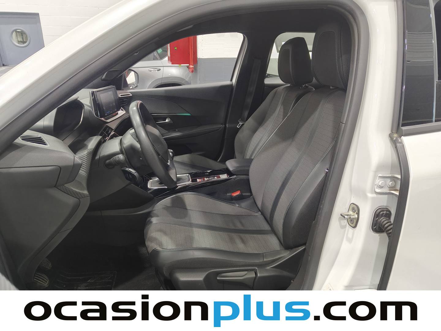 Foto Peugeot 2008 Peugeot 2008 PureTech 100 S&S Allure (100 CV)