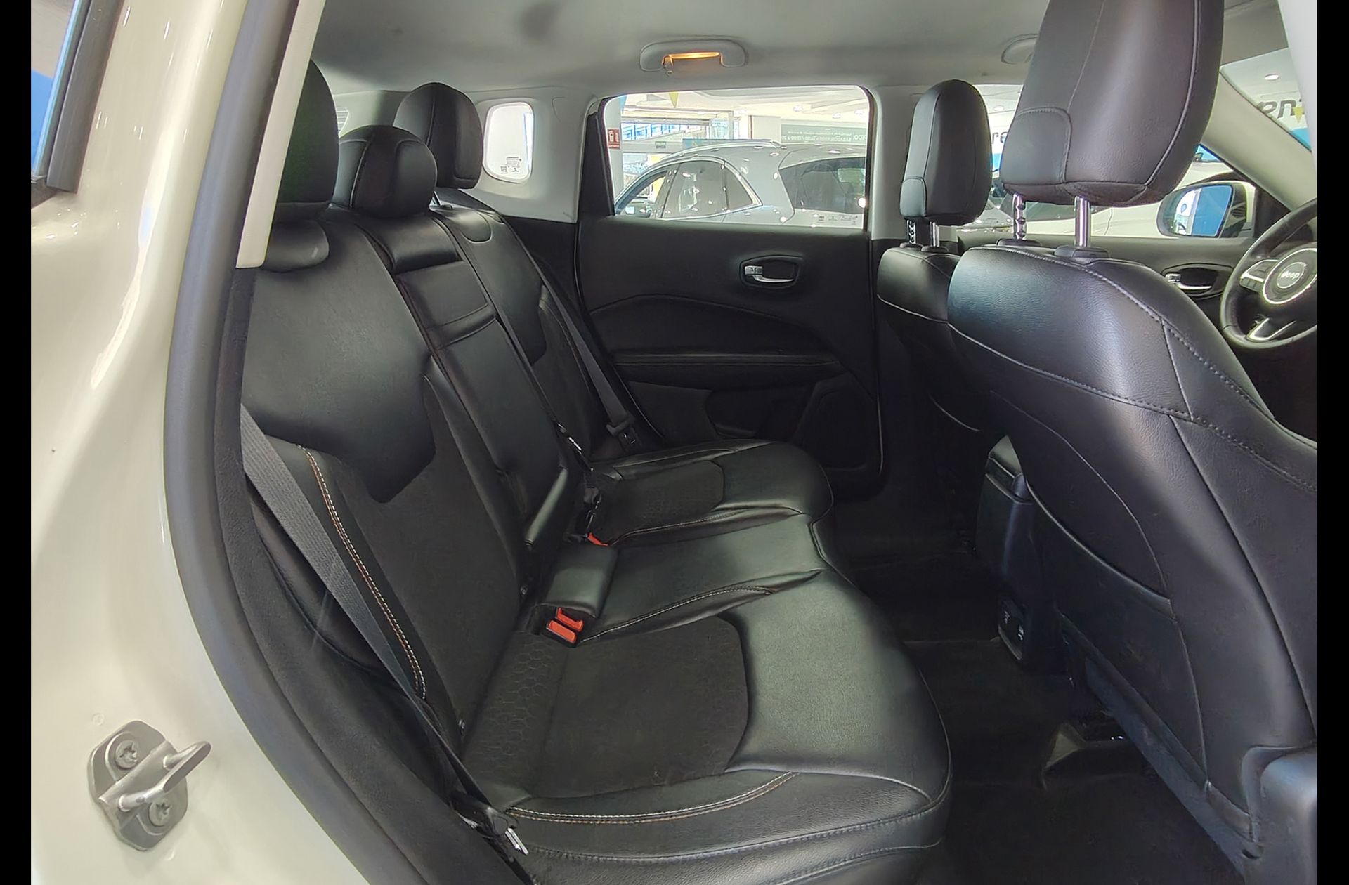Jeep Compass 1.4 MultiAir Longitude 4x2 - foto 15