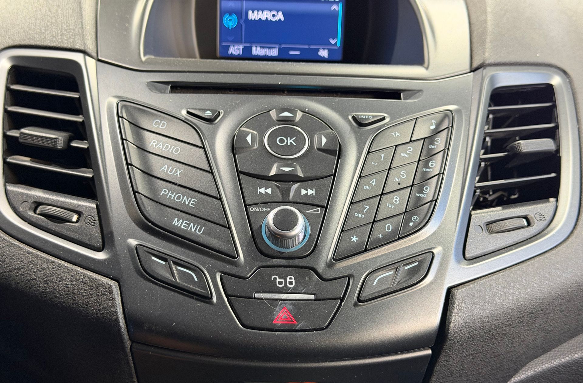 Ford Fiesta 1.0 EcoBoost Trend - foto 27
