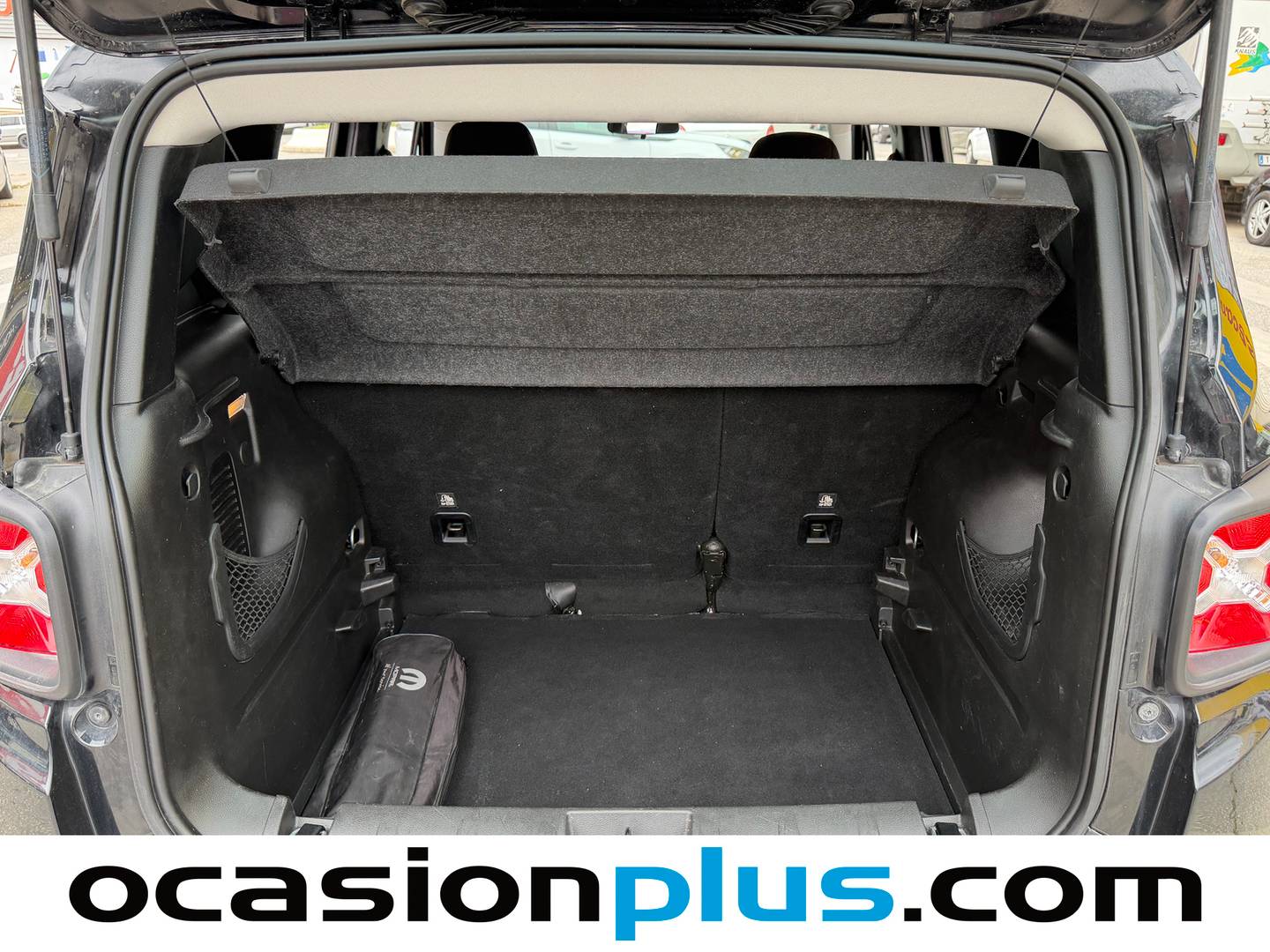 Fotos maletero Jeep Renegade Jeep Renegade 1.0G Sport 4x2 (120 CV)