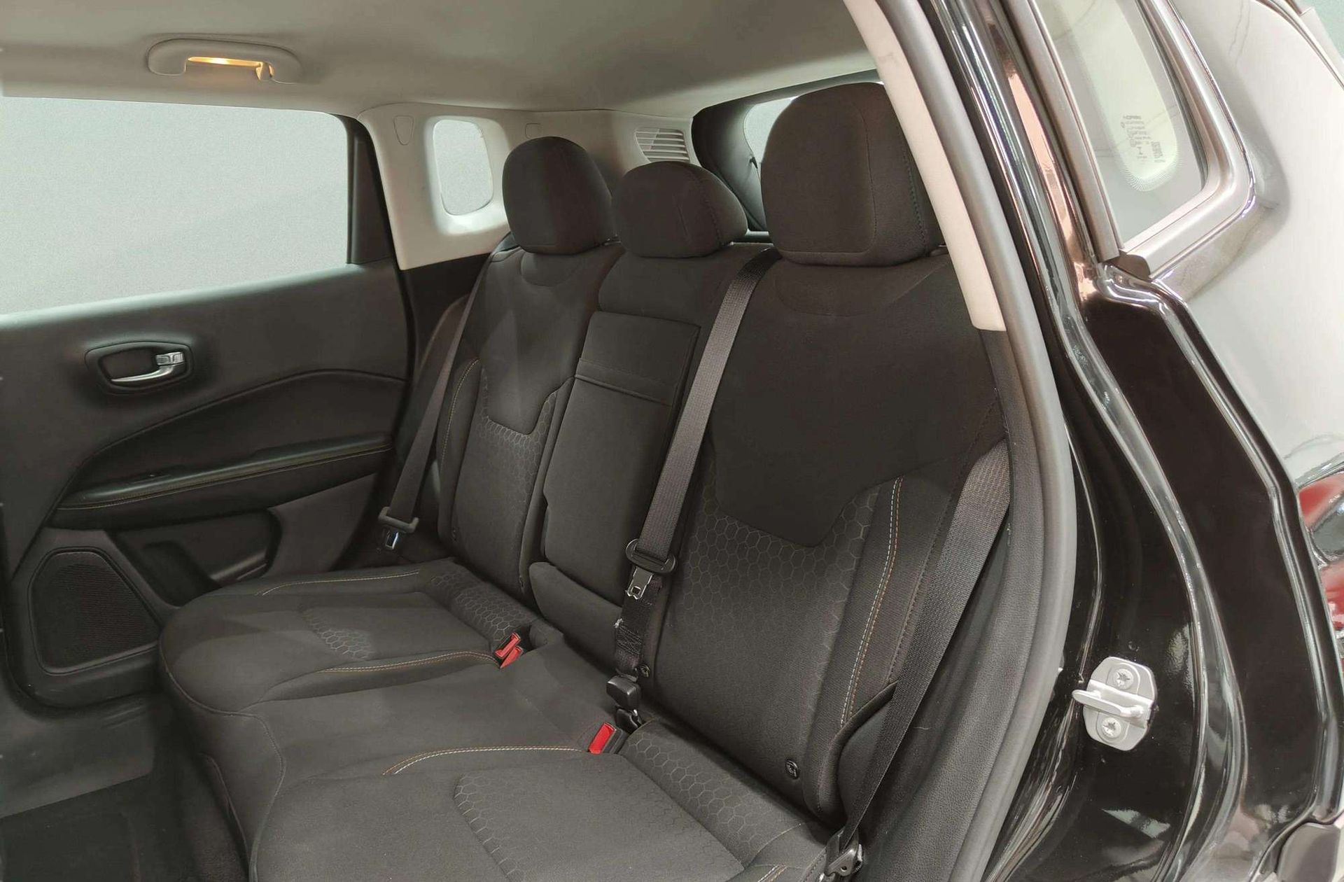 Jeep Compass 1.4 MultiAir Sport 4x2 - foto 11