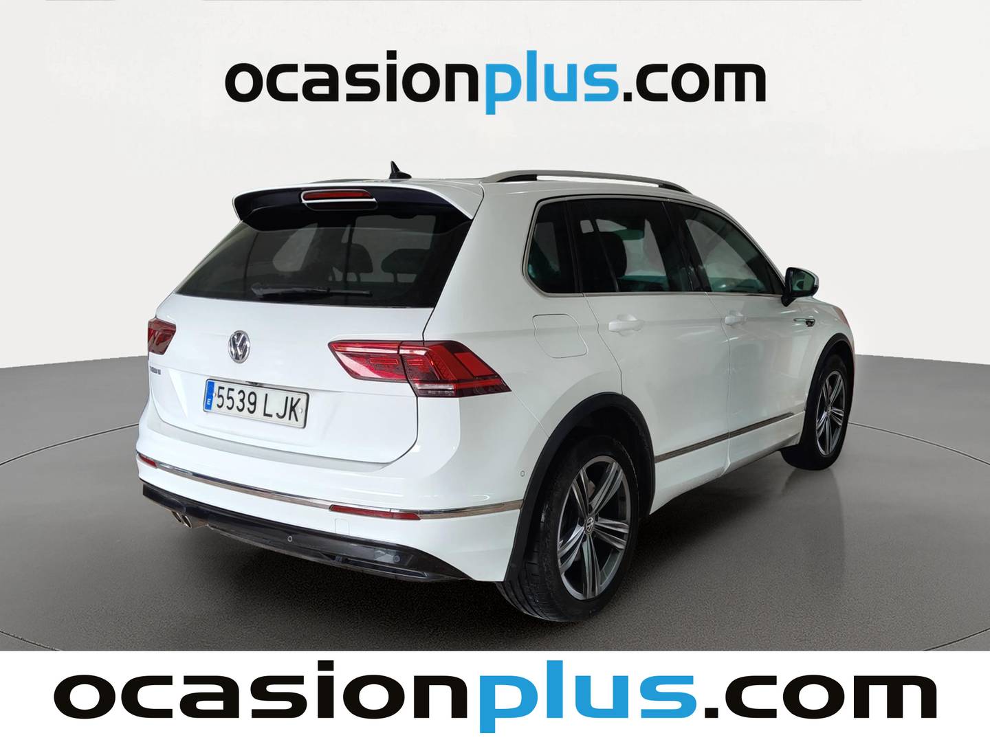 Foto trasera Volkswagen Tiguan Volkswagen Tiguan Sport 2.0 TDI (150 CV) DSG Pack R-Line derecha