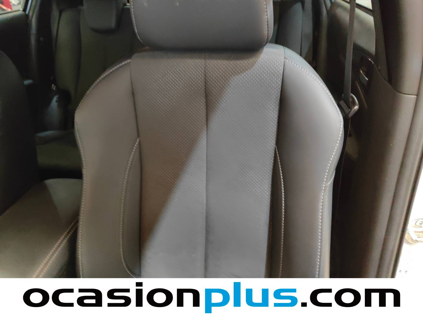 Extras y acabados del Mitsubishi Eclipse Cross Mitsubishi Eclipse Cross Eclipse Cross 2.4 PHEV Kaiteki 4WD Auto (188 CV)