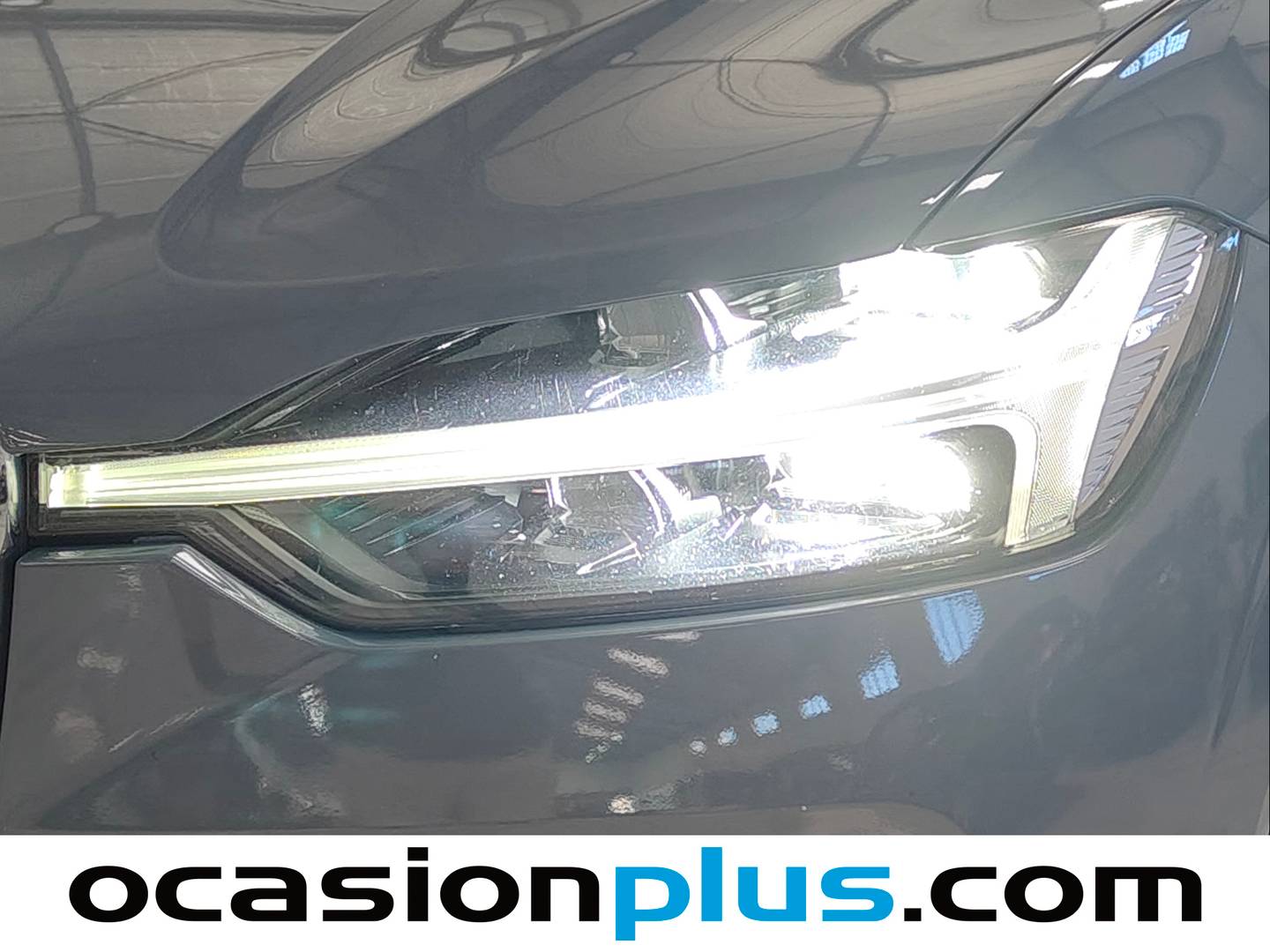 Acabados Volvo XC60 Volvo XC60 B4 D Momentum Pro Auto (197 CV)