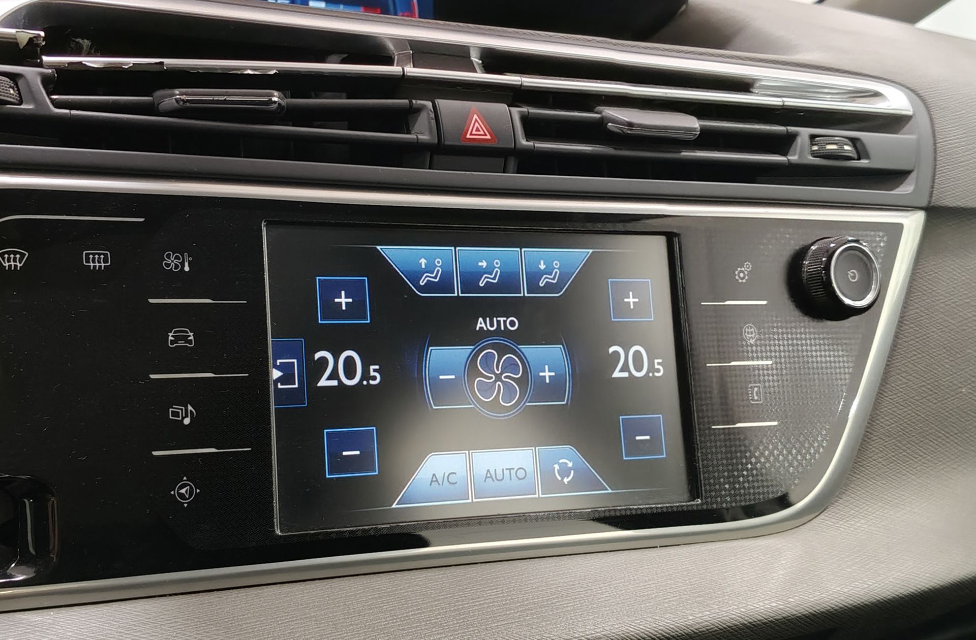 Citroën C4 Picasso 1.6 e-HDI Intensive - foto 30