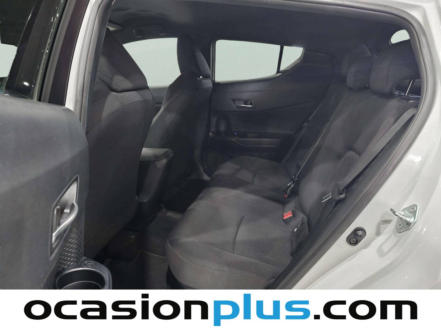 Foto asientos traseros Toyota C-HR Toyota C-HR 1.8 125H Advance (122 CV)