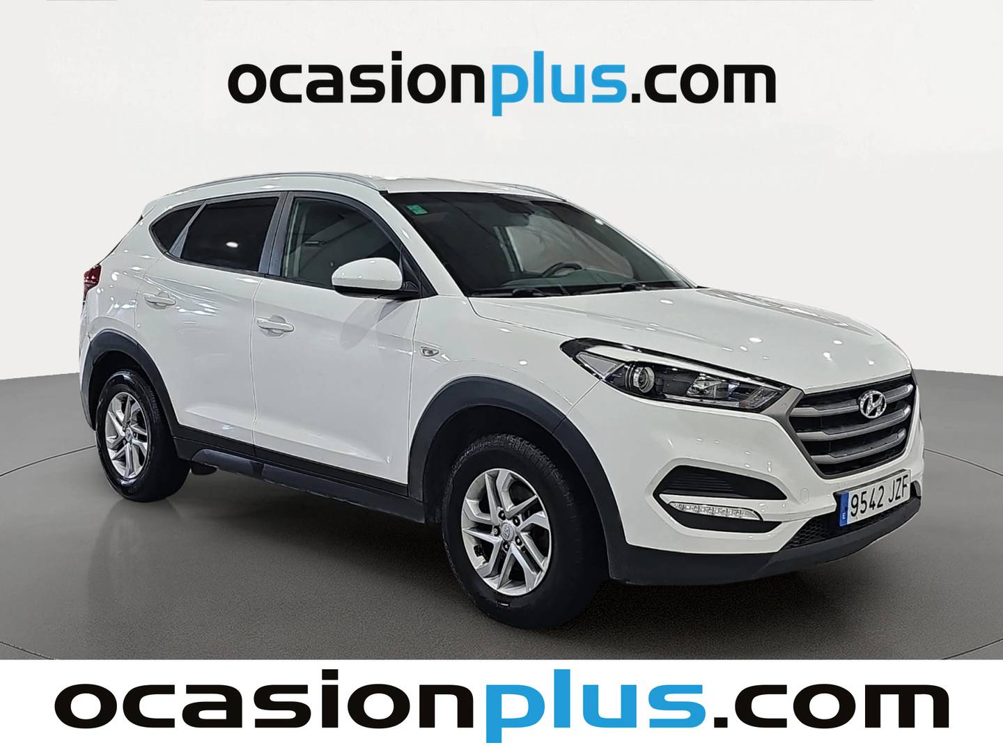 Foto delantera Hyundai Tucson Hyundai Tucson 1.6 GDI BlueDrive Essence 4x2 (131 CV) derecha