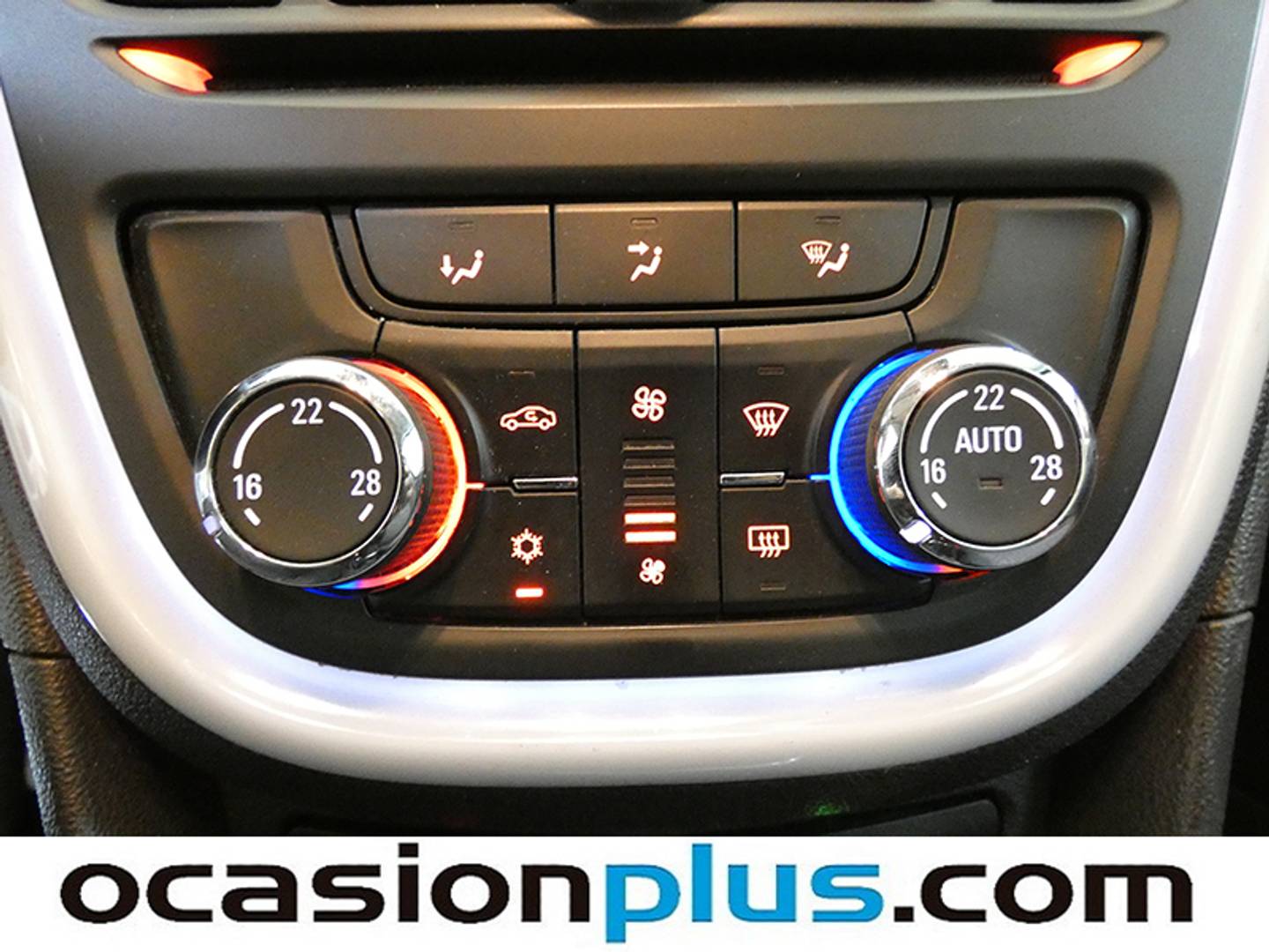 Foto Opel Mokka Opel Mokka 1.4 Turbo S&S Selective 4X4 (140 CV)