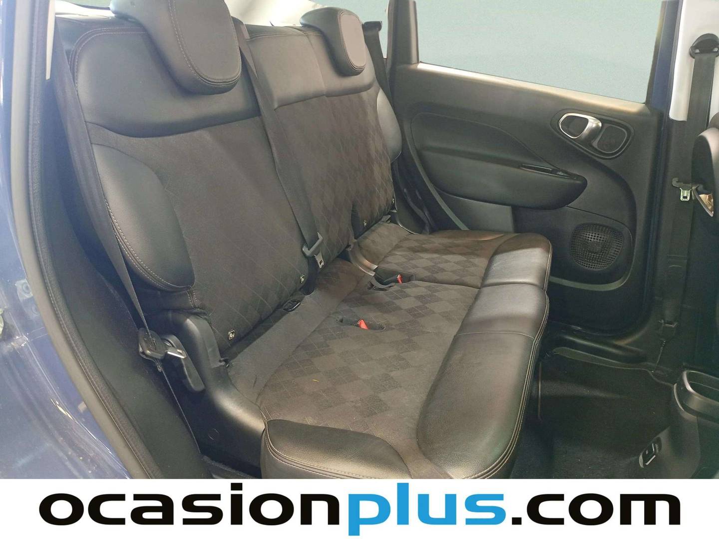 Fotos maletero Fiat 500L Fiat 500L 1.4 16v Lounge (95 CV)