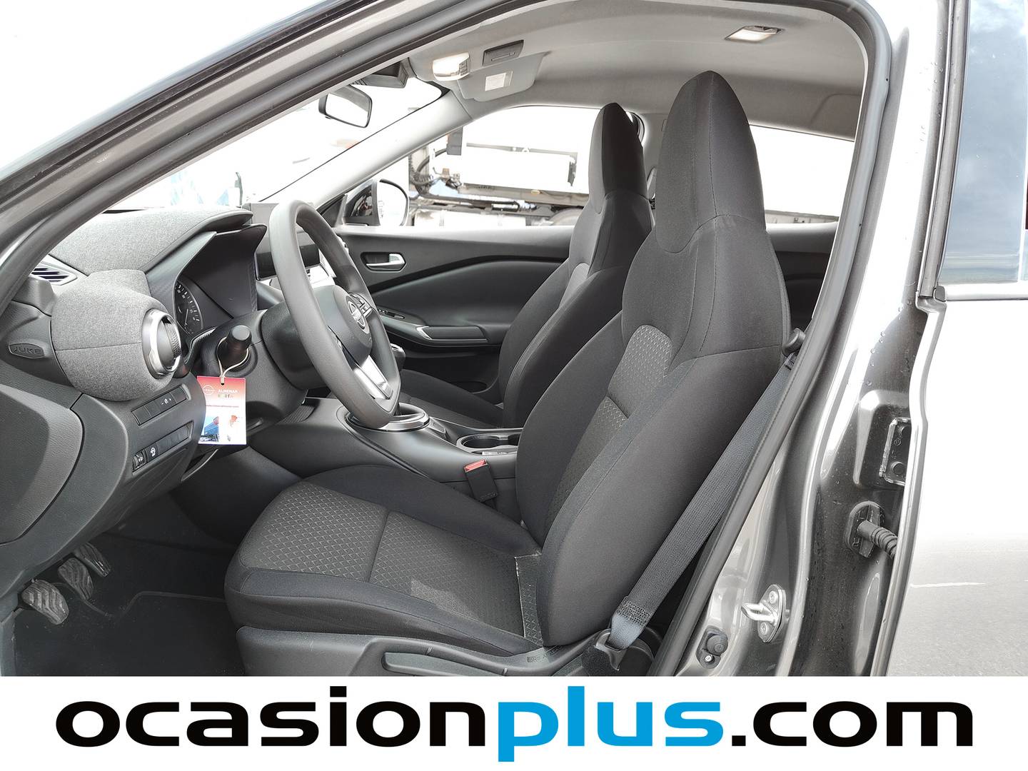 Foto asientos delanteros Nissan JUKE Nissan Juke DIG-T N-Connecta 4x2 (114 CV)