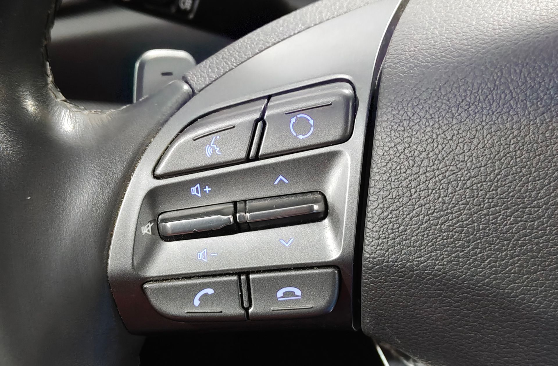 Hyundai Ioniq 1.6 GDI HEV Klass - foto 24