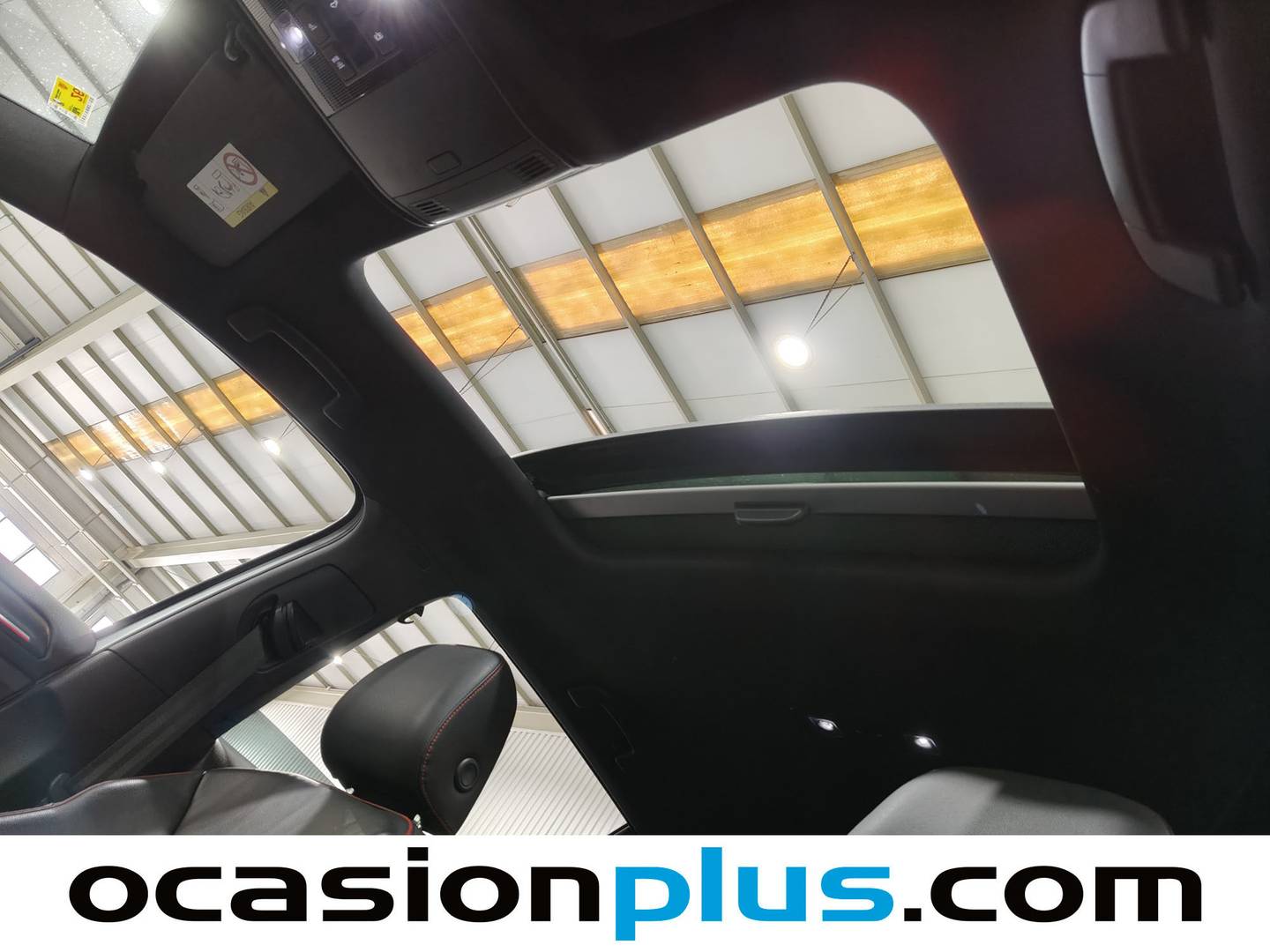 Extras y acabados del Volkswagen Golf Volkswagen Golf GTI Performance 2.0 TSI (245 CV) DSG