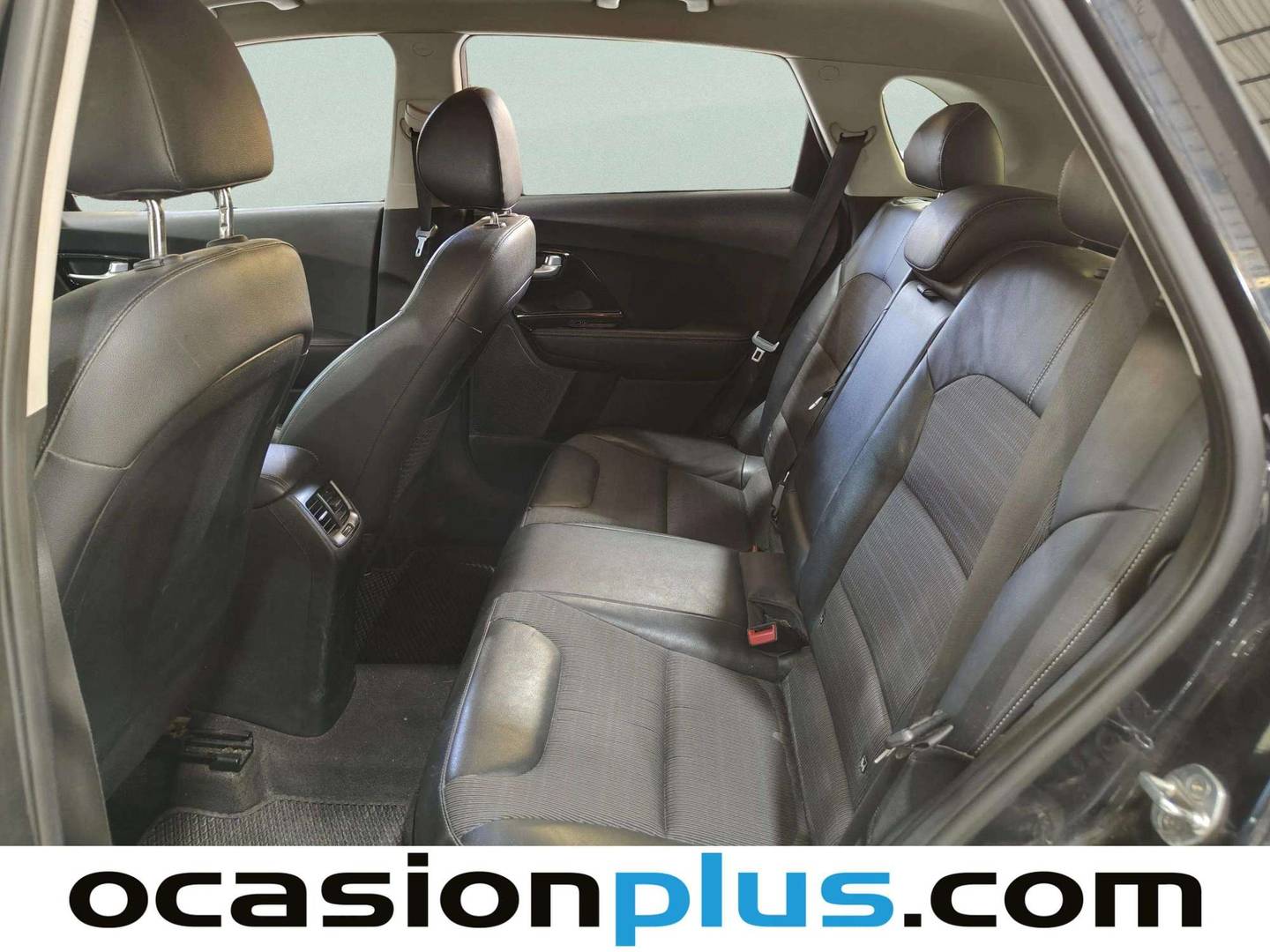 Foto asientos traseros KIA Niro KIA Niro 1.6 GDi HEV Híbrido Drive (141 CV)