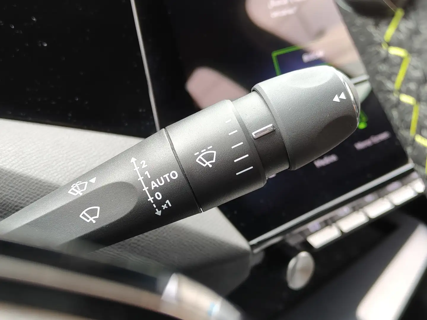 Foto Peugeot 408 Peugeot 408 GT Puretech EAT8 (130 CV)