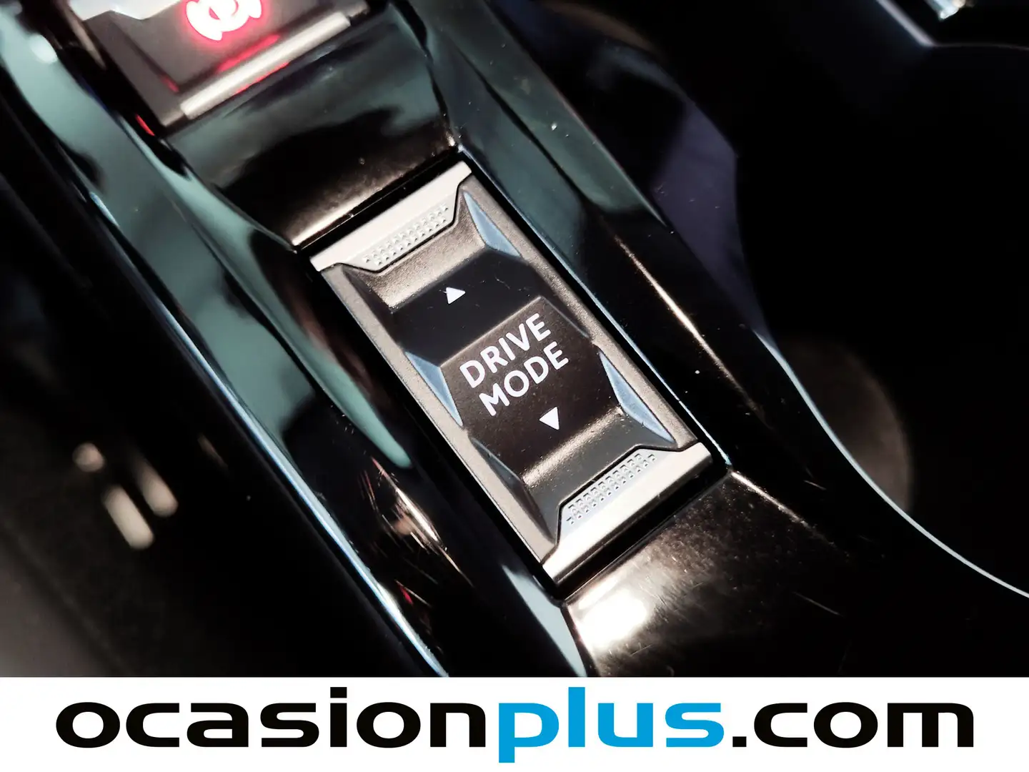 Foto Peugeot 208 Peugeot 208 Allure Hybrid eDCS6 (100 CV)