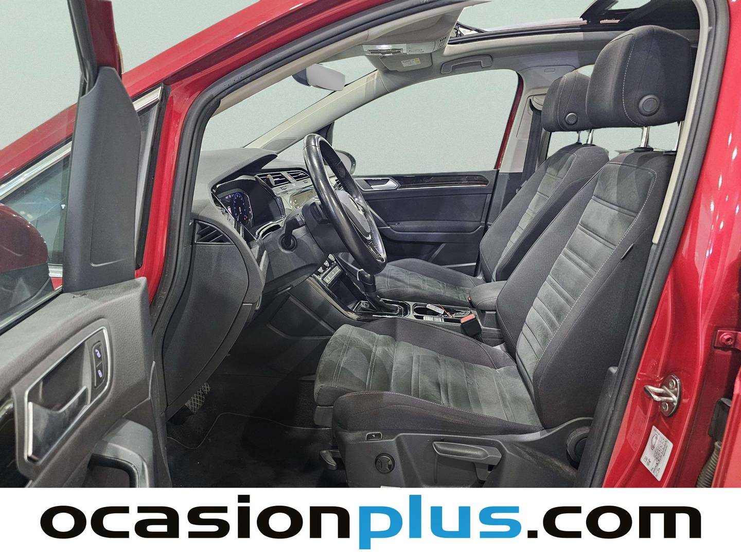 Foto asientos delanteros Volkswagen Touran Volkswagen Touran Sport 1.5 TSI (150 CV) DSG PACK R-LINE