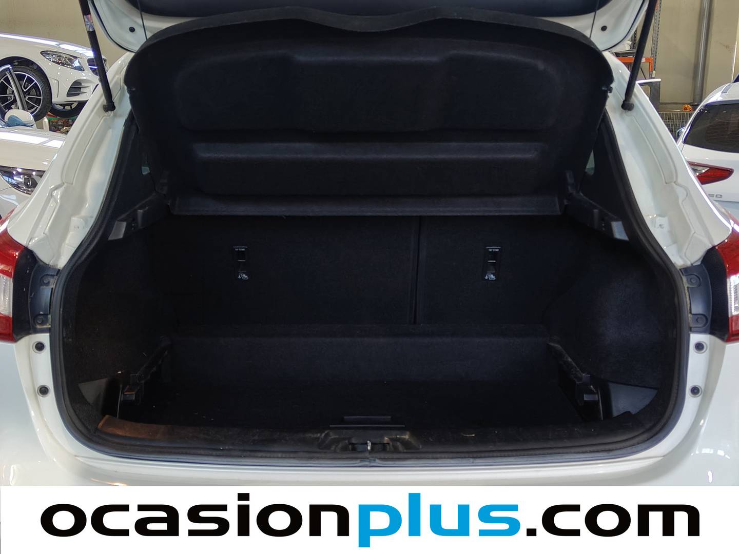 Fotos maletero Nissan QASHQAI Nissan Qashqai 1.6 dCi 360 4x2 (130 CV)