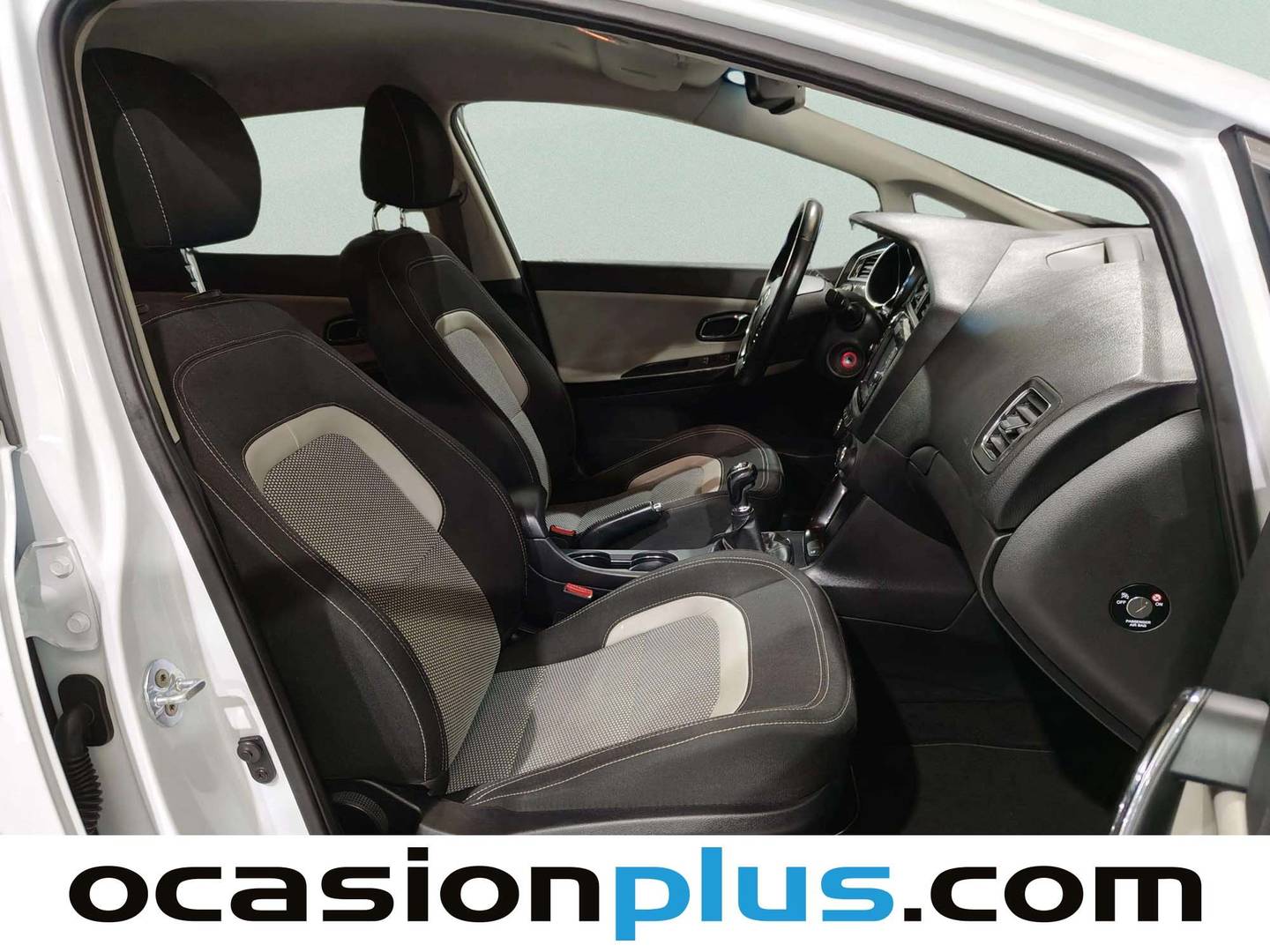 Foto KIA Ceed Kia Ceed 1.4 CRDi WGT x-Tech16  (90 CV)