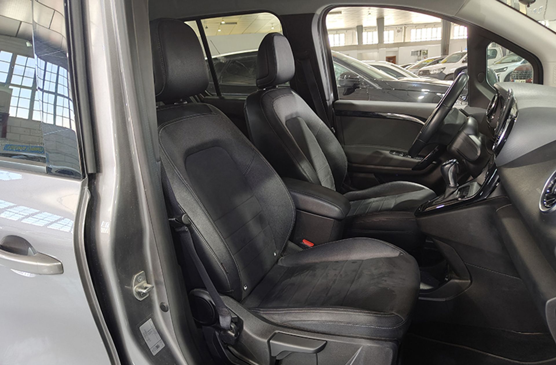 Mercedes-Benz Clase T 180 d - foto 15