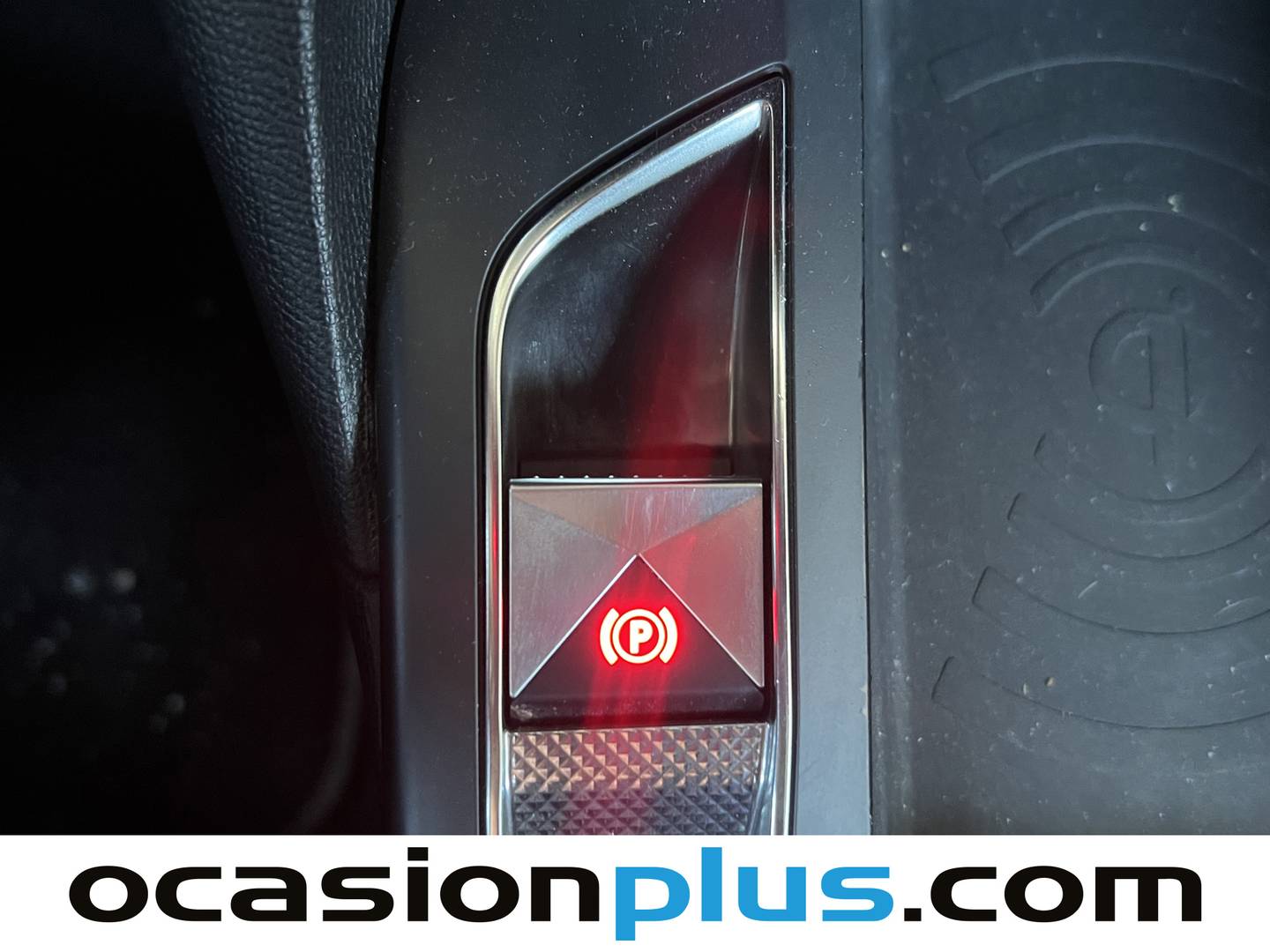 Foto DS DS 3 Crossback DS DS3 Crossback PureTech 130 Grand Chic EAT8  (130 CV)