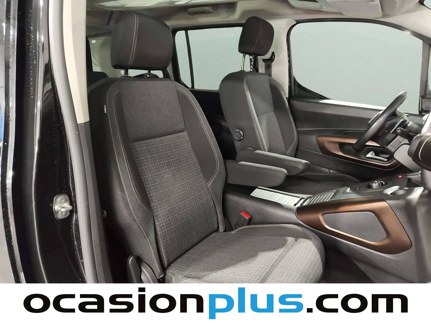 Foto Peugeot Rifter Peugeot Rifter BlueHDi 130 GT Line Standard EAT8 (130 CV)