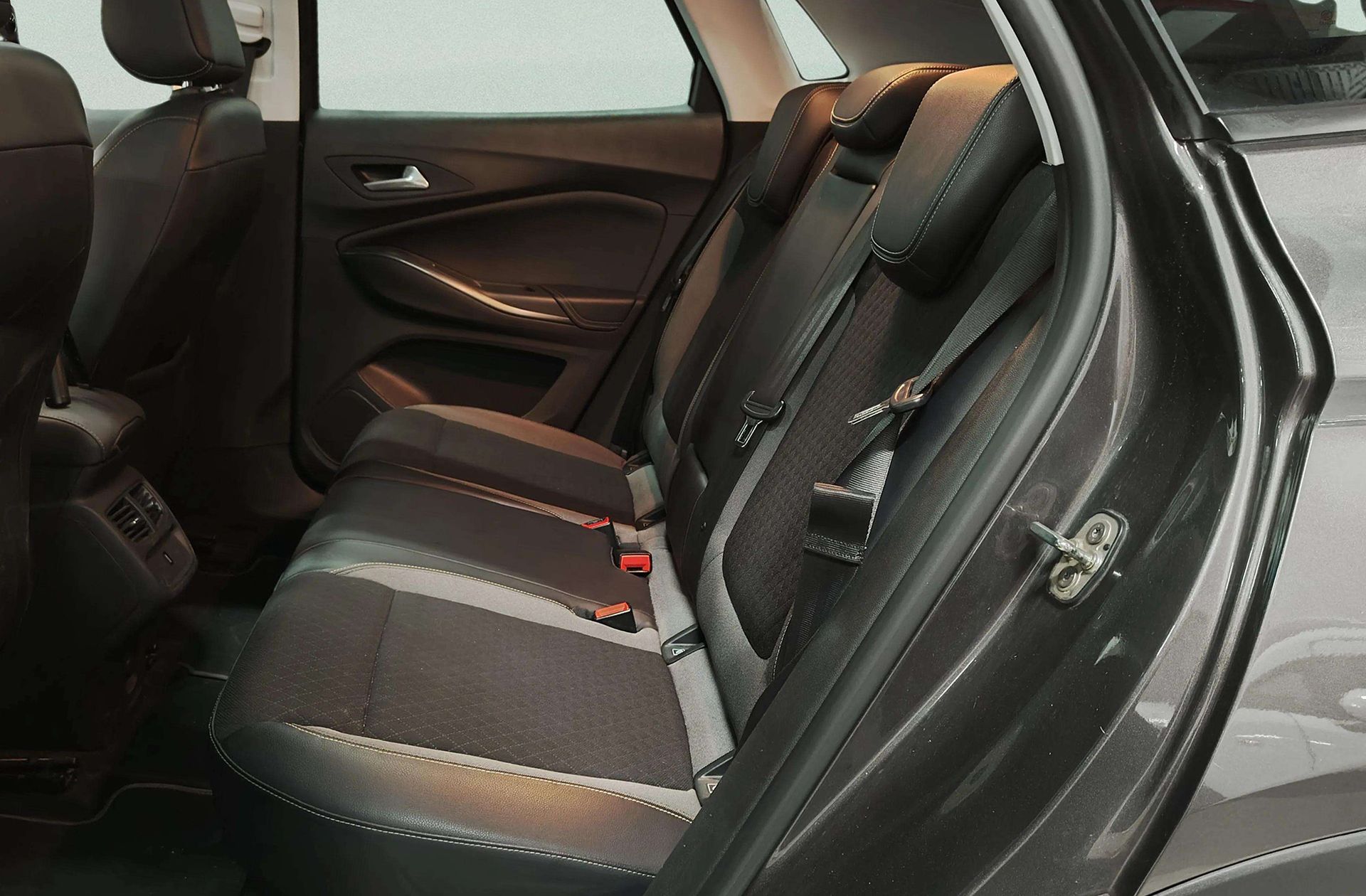 Opel Grandland 1.6 CDTi Excellence - foto 15