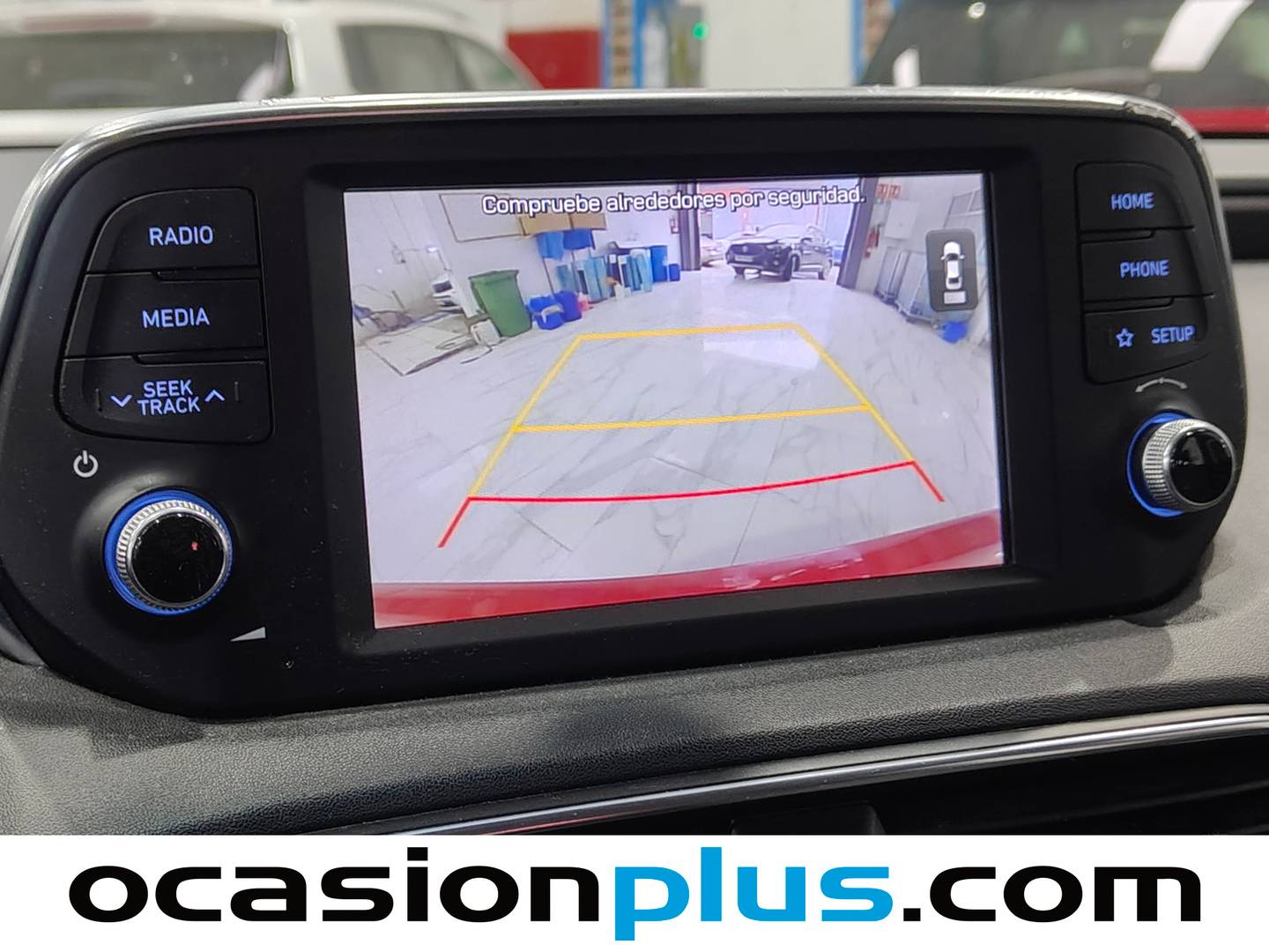 Extras y acabados del Hyundai Santa Fe Hyundai Santa Fe 2.0 CRDI Essence 4x2 DK (150 CV) 7 Plazas