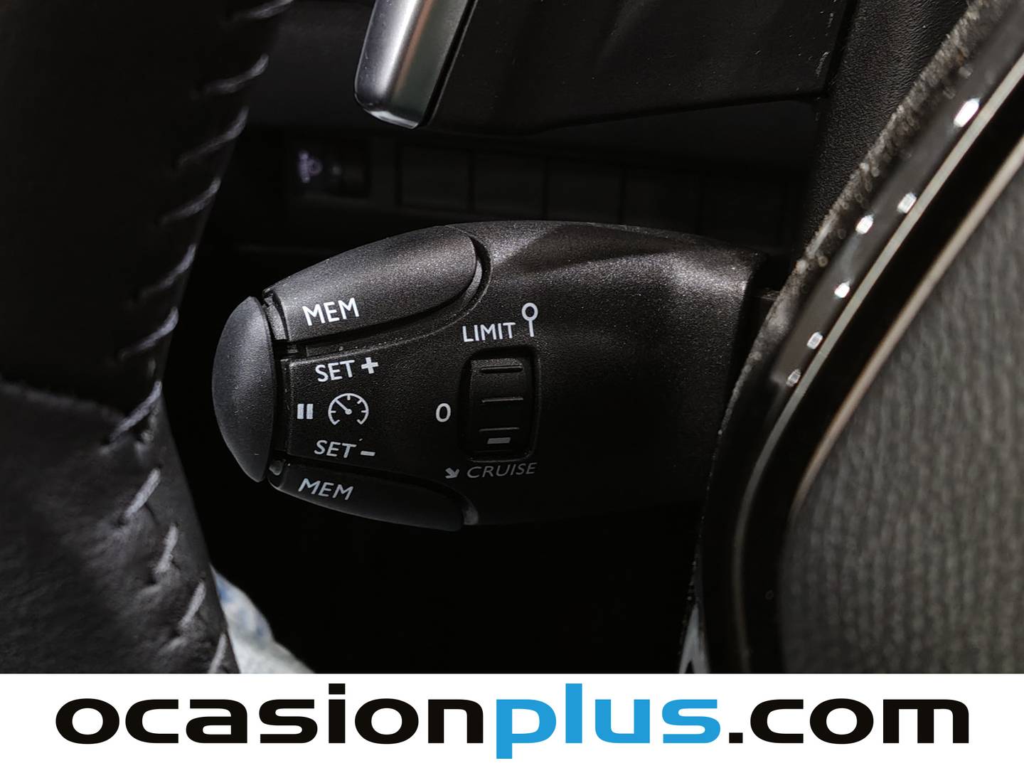 Peugeot 2008 Peugeot 2008 Allure Hybrid eDCS6 (145 CV) 145cv