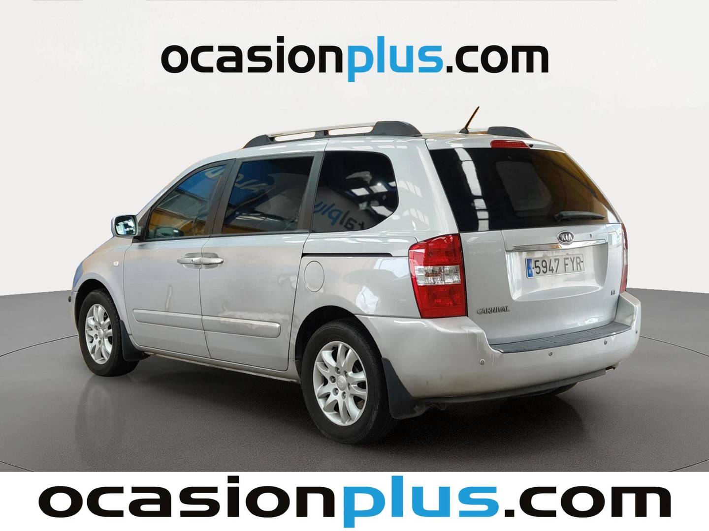 Foto trasera KIA Carnival Kia Carnival 2.9 CRDi VGT EX (185 CV) izquierda