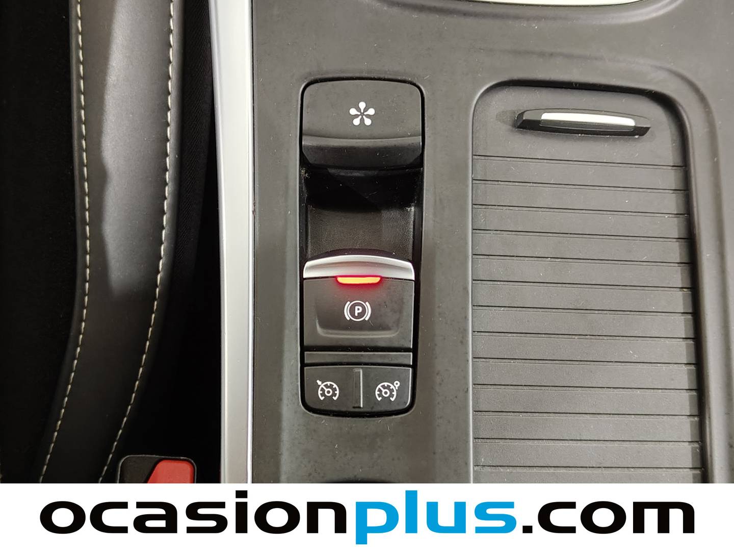 Foto Renault Mégane Renault Megane Zen TCe (140 CV) GPF