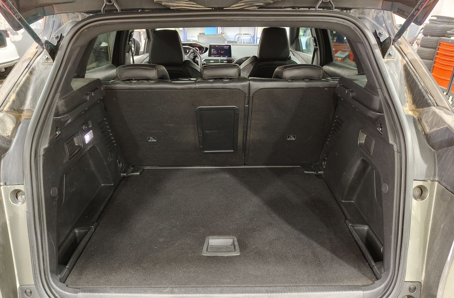 Peugeot 3008 THP 165 GT Line - foto 16