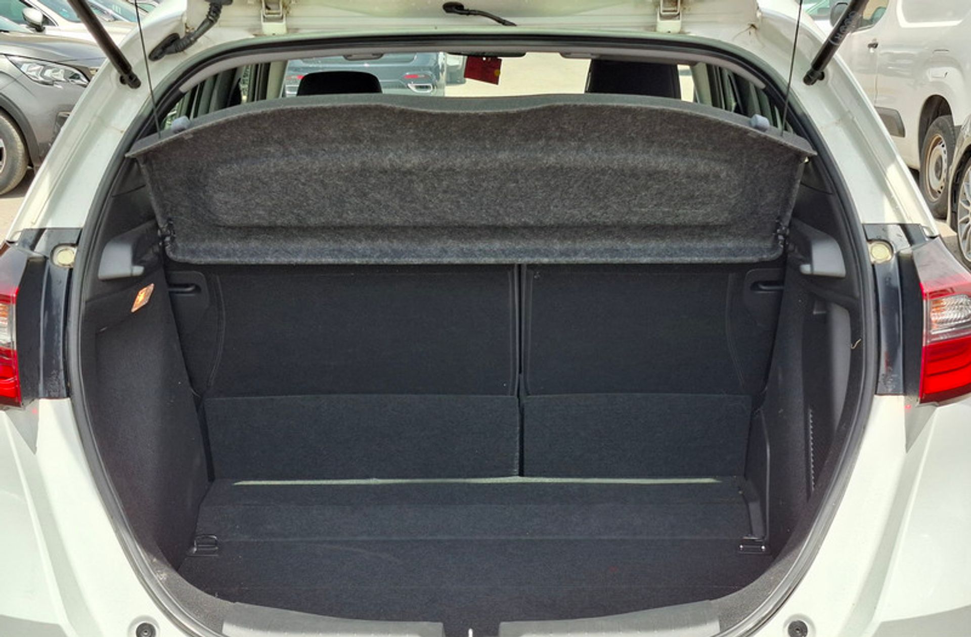 Honda Jazz 1.5 i-MMD Comfort - foto 17