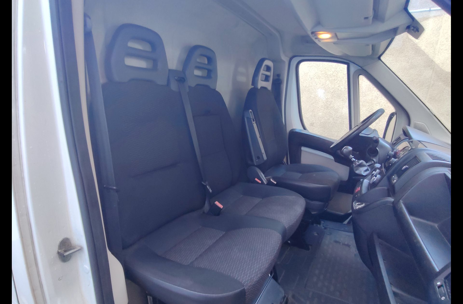 Citroën Jumper Furgon BlueHDi 110 30 L1H1 - foto 11