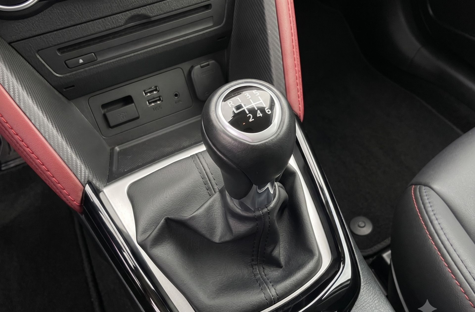 Mazda CX-3 1.5 DE Skyactiv Luxury 2WD - foto 5