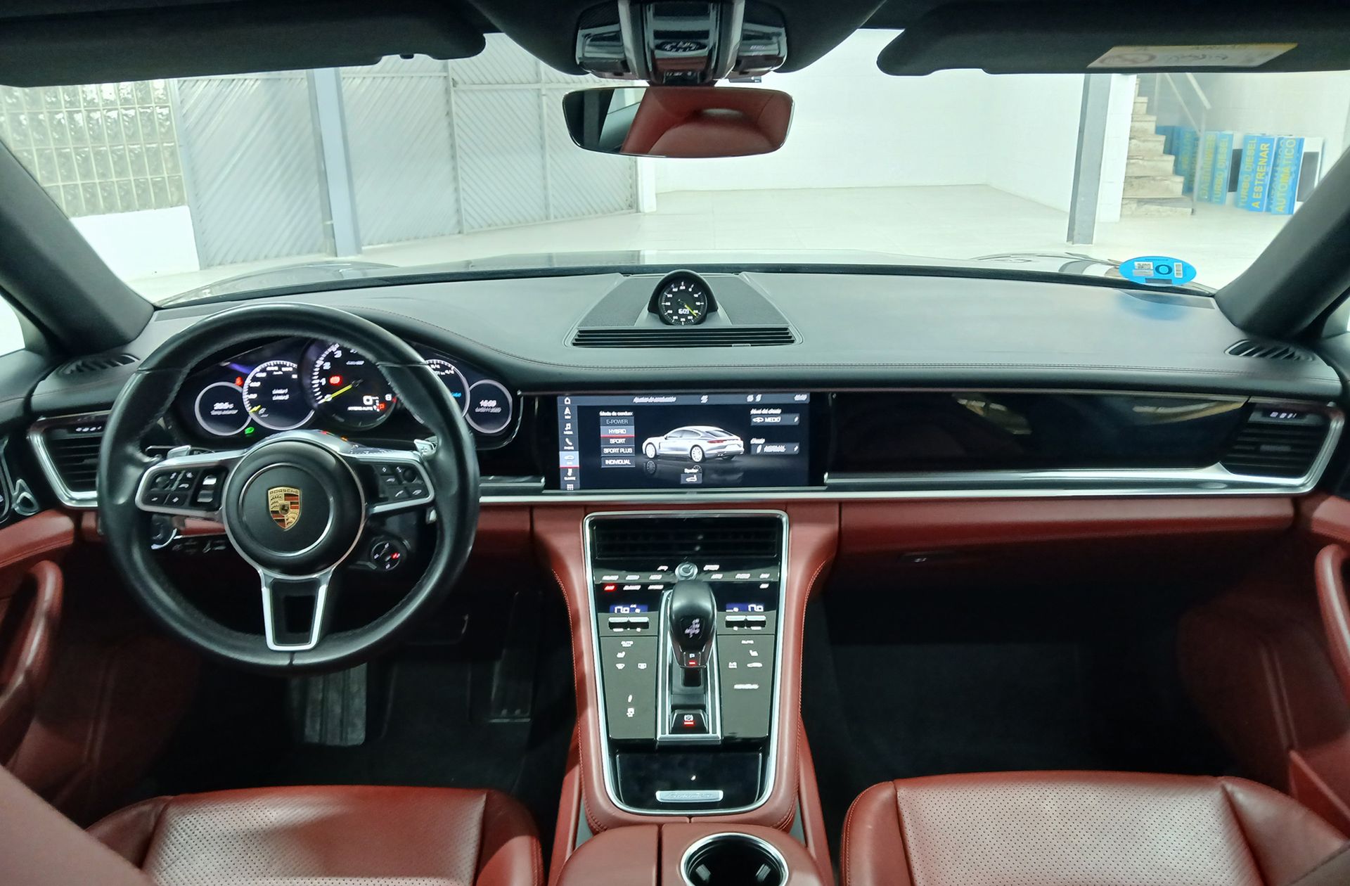 Porsche Panamera 4 E-Hybrid - foto 6