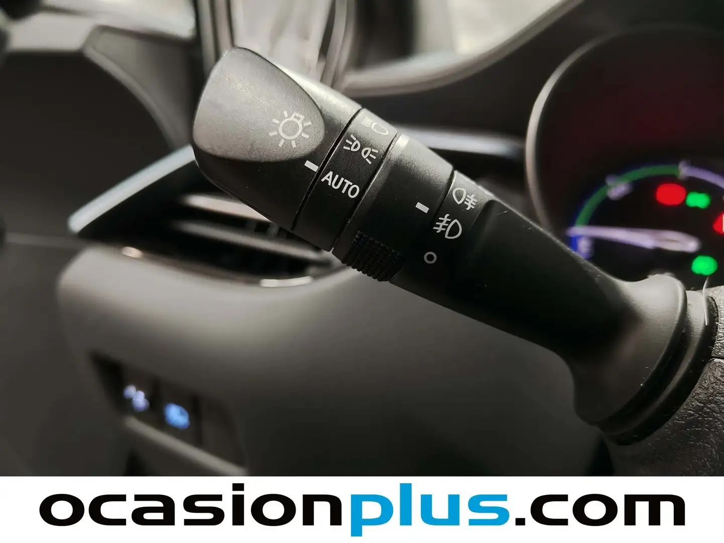 Foto Toyota C-HR Toyota C-HR 1.8 125H Advance (122 CV)