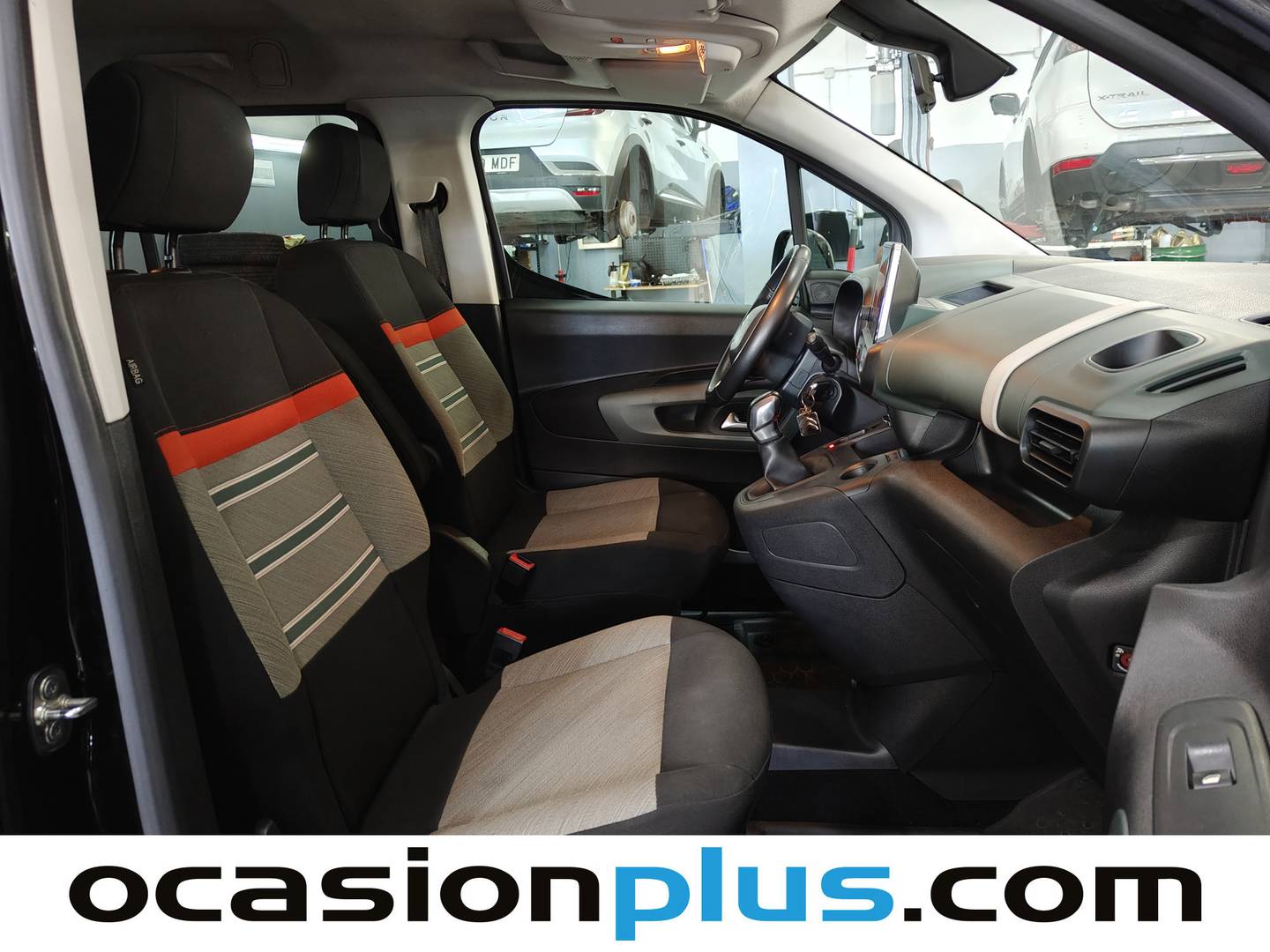 Foto Citroën Berlingo Citroen Berlingo BlueHDi 100 S&S Talla M Shine (102 CV)