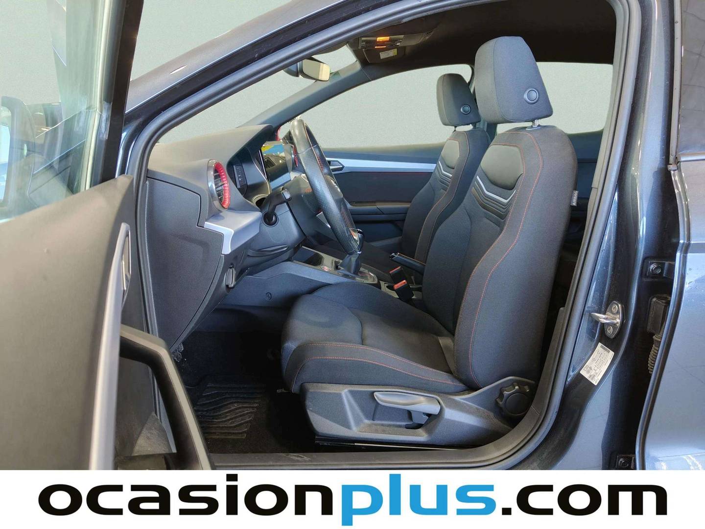 Foto asientos delanteros Seat Ibiza SEAT Ibiza 1.0 TSI FR Plus  (110 CV)