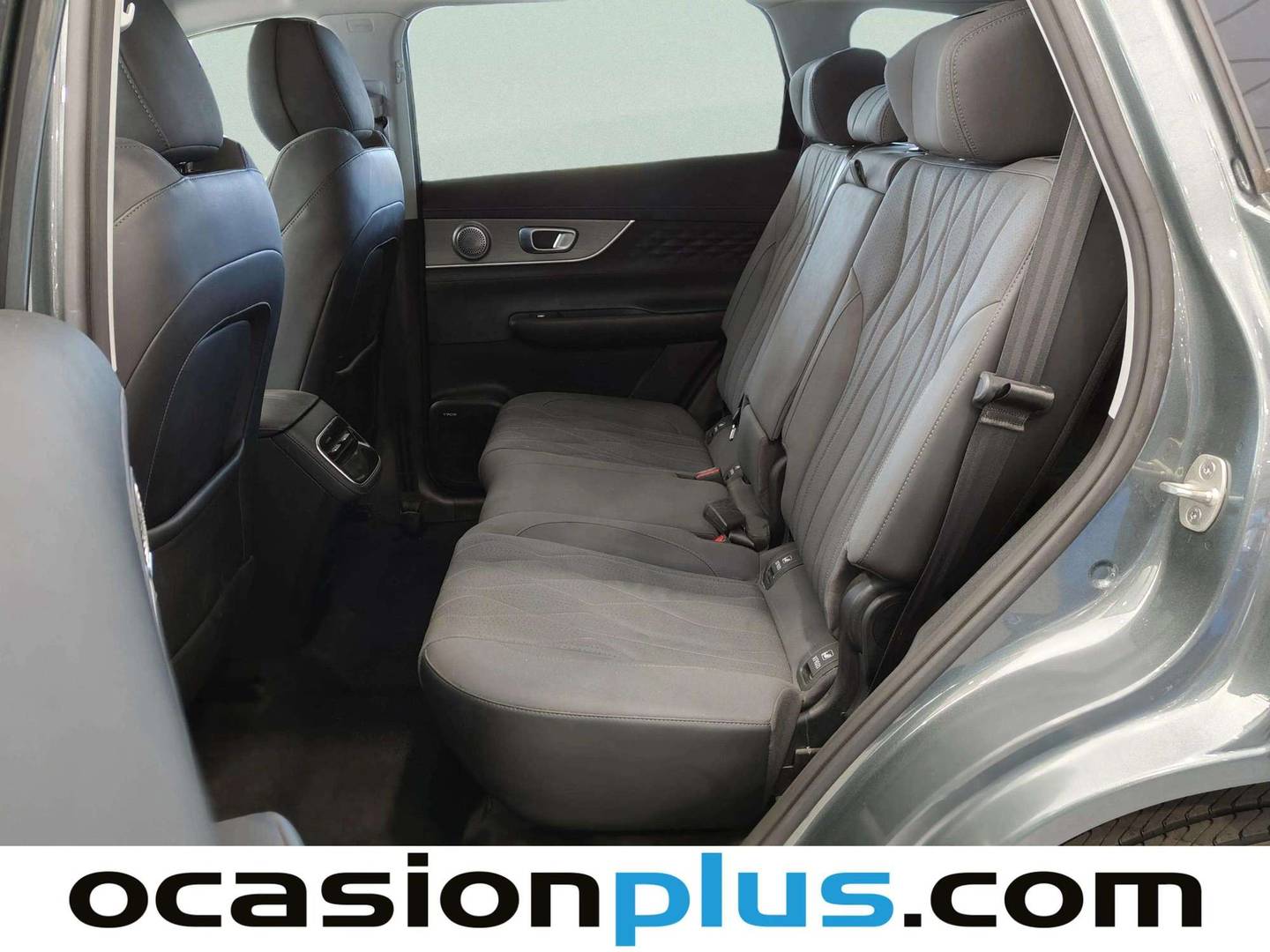 Foto asientos traseros EBRO S800 EBRO S800 1.6 TGDI Premium DCT (147 CV) 7 Plazas