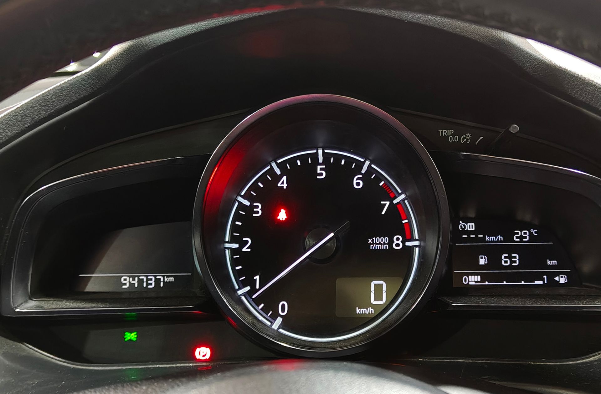 Mazda Mazda3 2.0 GE Black Tech Edition - foto 20