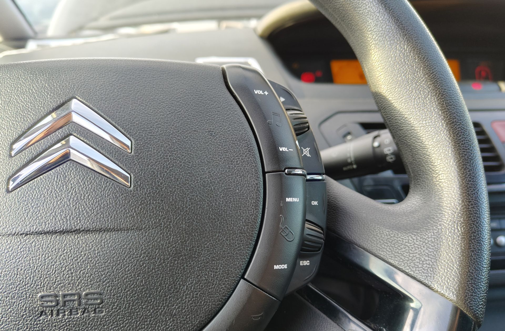 Citroën C4 Picasso 1.6 VTi SX - foto 21