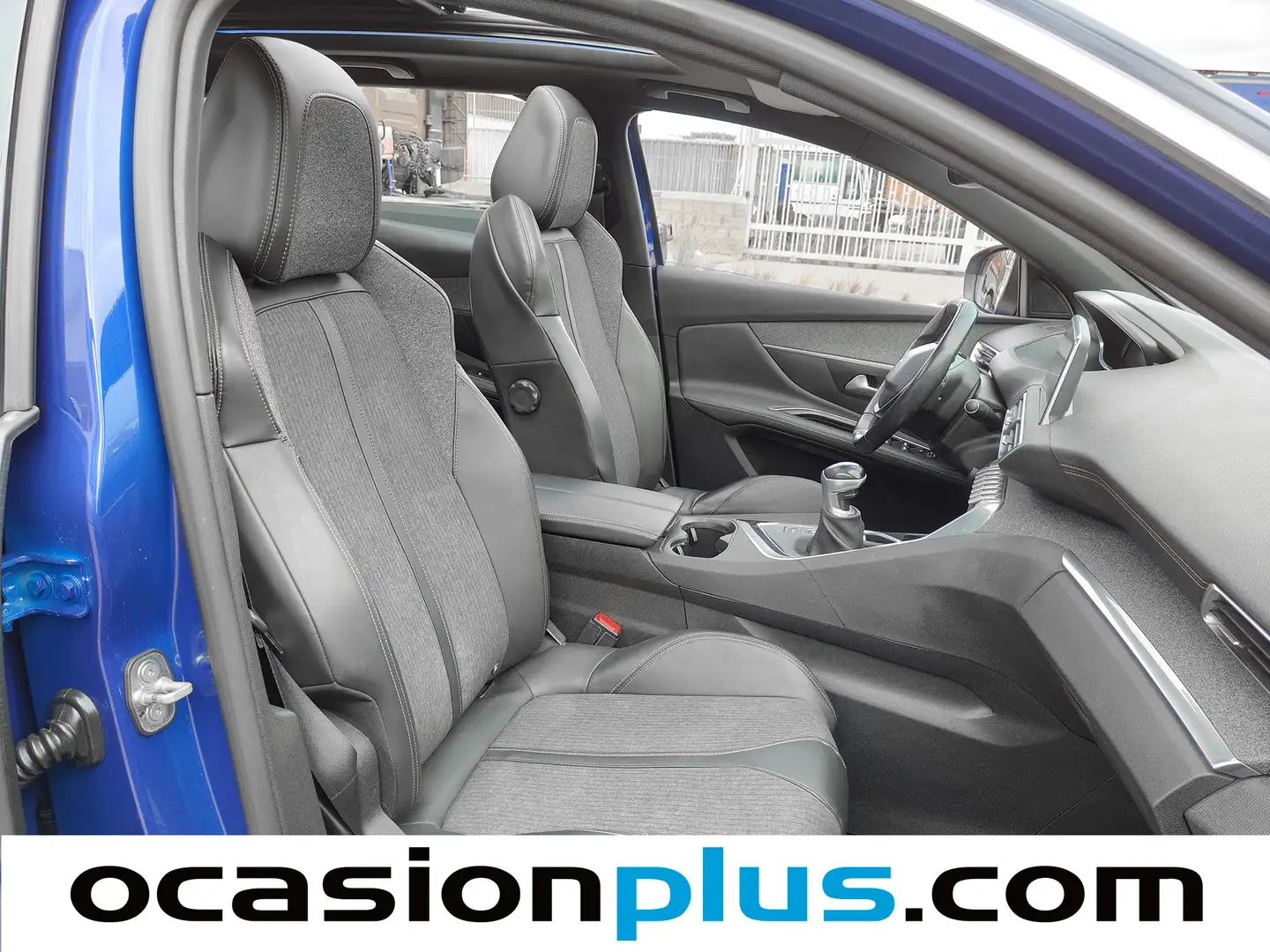 Foto Peugeot 3008 Peugeot 3008 PureTech 130 S&S GT Line (130 CV)