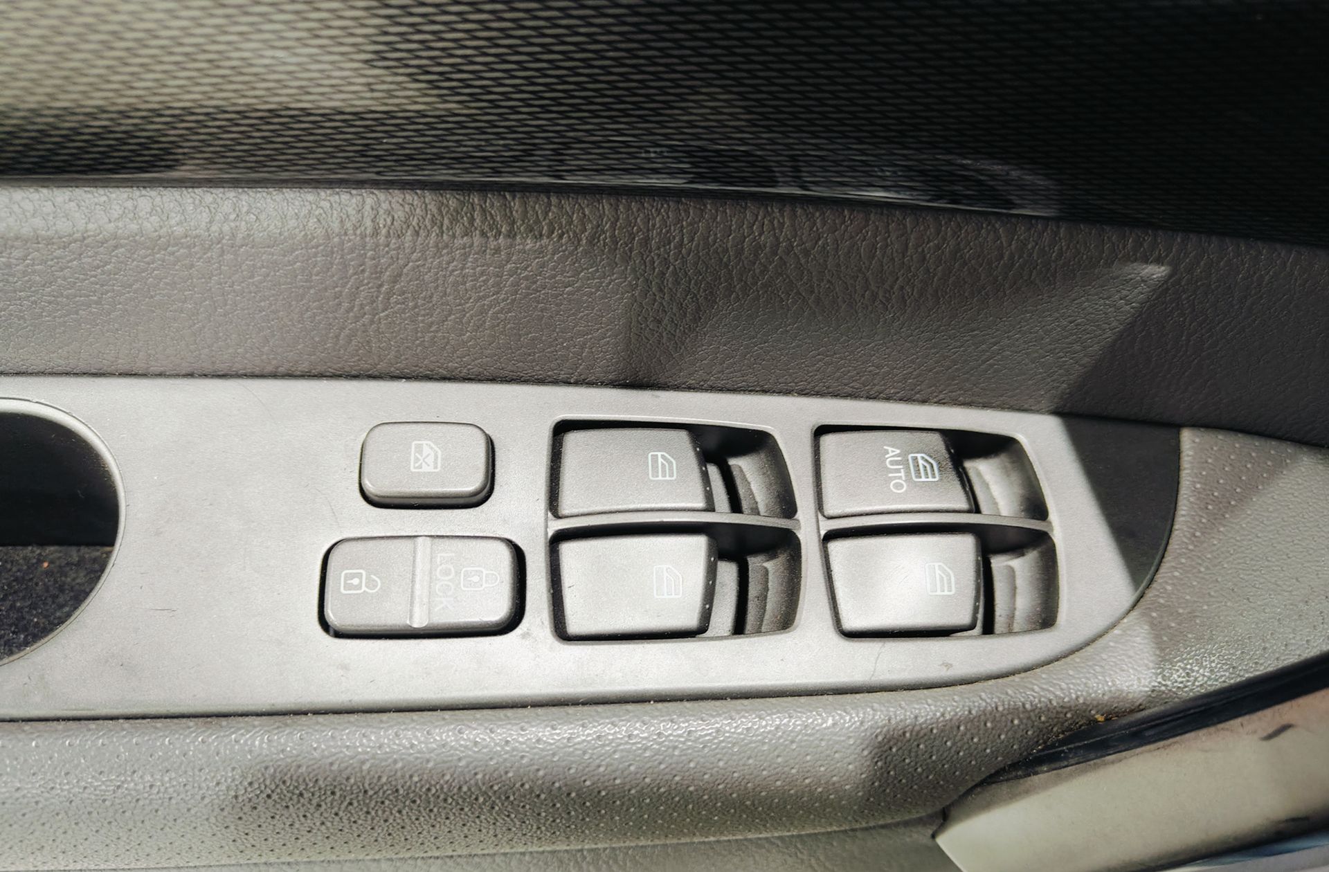 SsangYong Rodius 270 Xdi Limited 7 plazas - foto 28