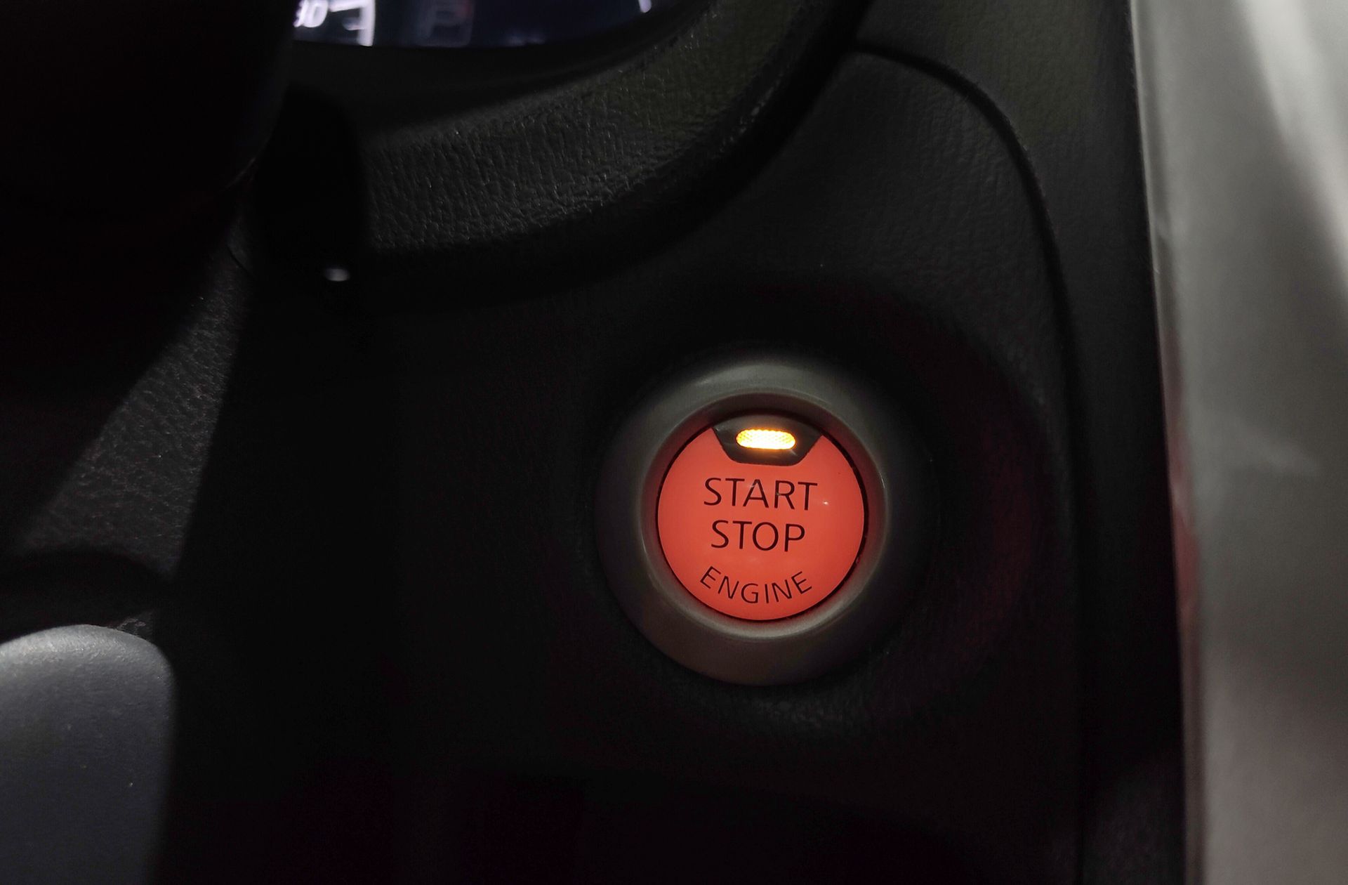 Nissan Note 1.2G DIG-S Tekna Sport Xtronic - foto 31