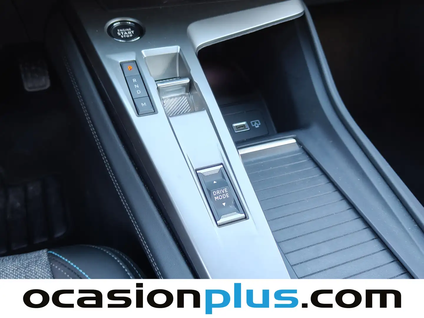 Foto Peugeot 408 Peugeot 408 Puretech 130 Allure EAT8 (130 CV)