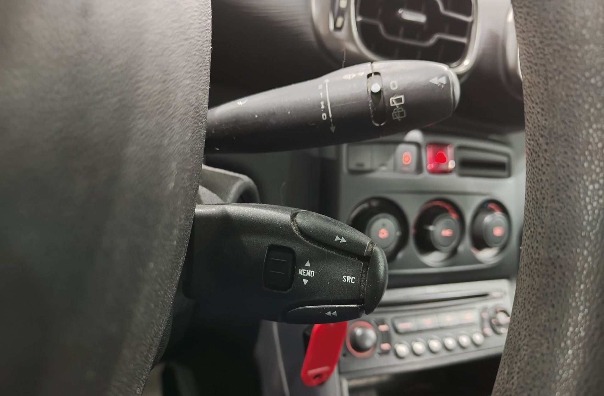 Citroën C3 Picasso HDi 90 Airdream LX - foto 19