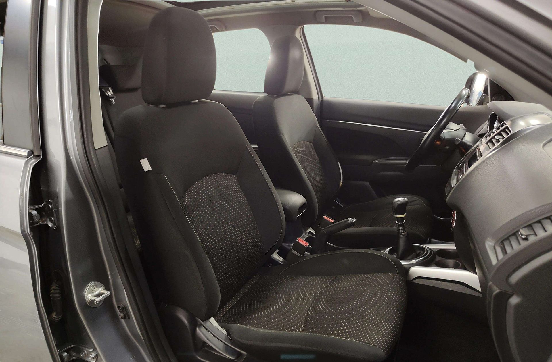 Mitsubishi ASX 180 DI-D Motion - foto 15