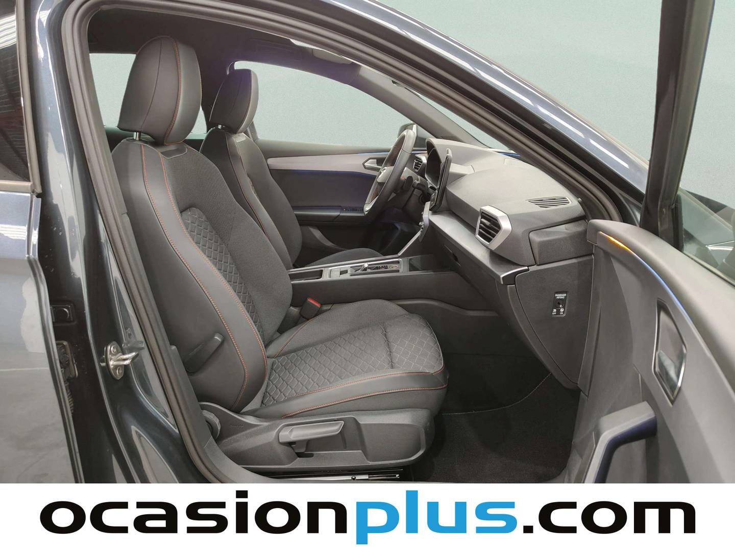 Seat León Seat León ST 1.5 eTSI S&S FR Special Edition DSG (150 CV) de segunda mano