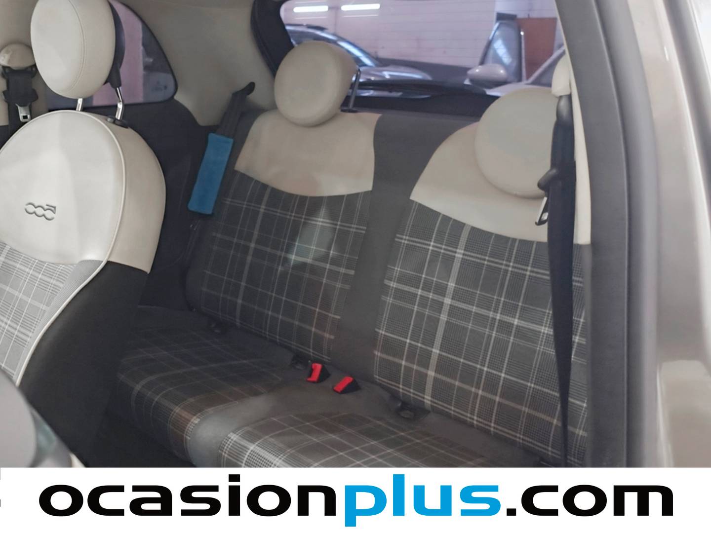 Foto asientos traseros Fiat 500 Fiat 500 1.2 8v Lounge (69 CV)