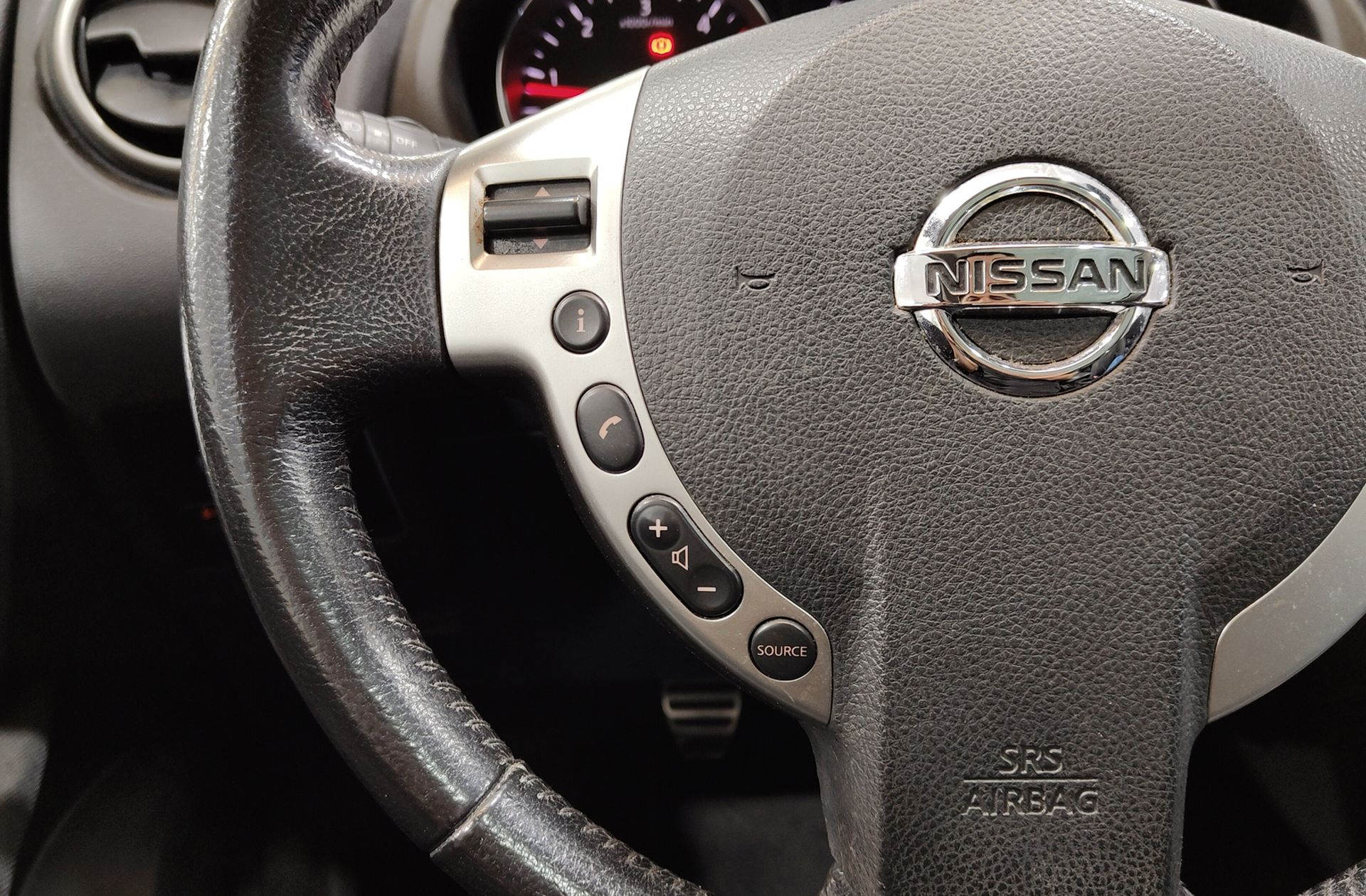 Nissan Qashqai+2 1.5 dCi Tekna Sport 4x2 7 plazas - foto 30